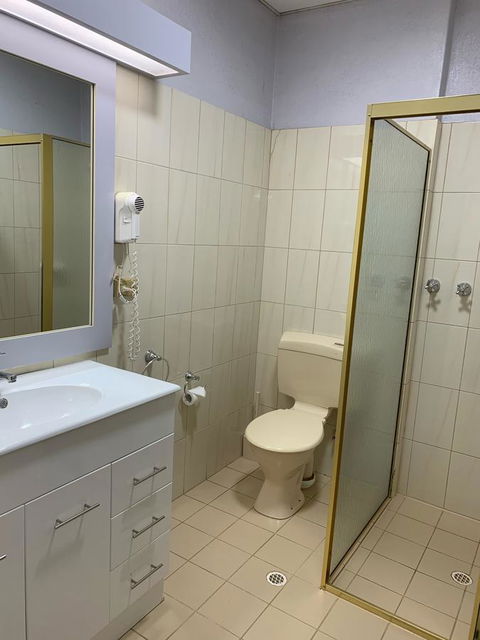 Desert Cave Hotel - Accommodation NT 31