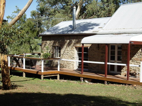 1860 Wine Country Cottages - NT Tourism 7