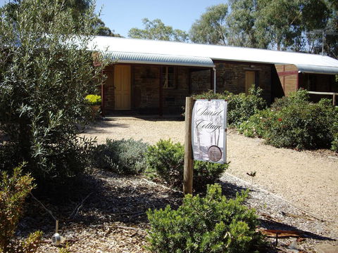 1860 Wine Country Cottages - NT Tourism 22
