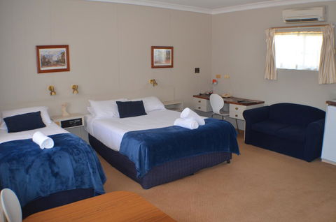 Deer Park Motor Inn Armidale - Accommodation NT 1