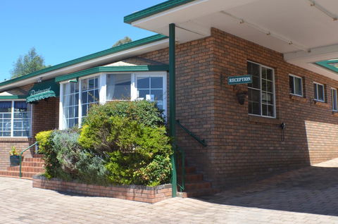 Deer Park Motor Inn Armidale - Accommodation NT 24