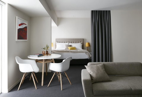 Art Series - The Watson - Accommodation NT 17