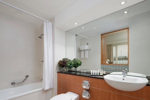 Rydges Newcastle - Accommodation NT 20