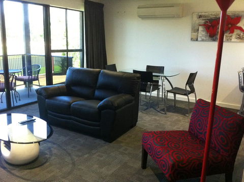 Cattlemans Country Motor Inn & Serviced Apartments - Accommodation NT 23