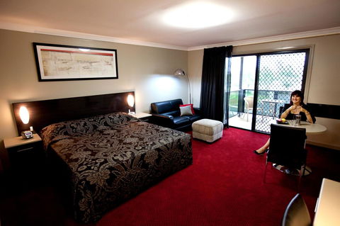 Cattlemans Country Motor Inn & Serviced Apartments - Accommodation NT 8