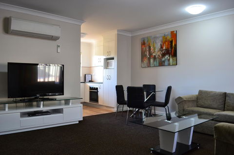 Cattlemans Country Motor Inn & Serviced Apartments - Accommodation NT 42