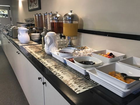 Cattlemans Country Motor Inn & Serviced Apartments - Accommodation NT 4