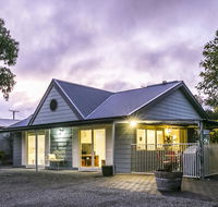 One Tree Bed and Breakfast - NT Tourism