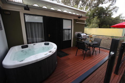 One Tree Bed And Breakfast - NT Tourism 13
