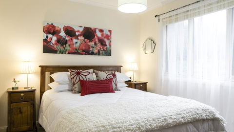 One Tree Bed And Breakfast - NT Tourism 2