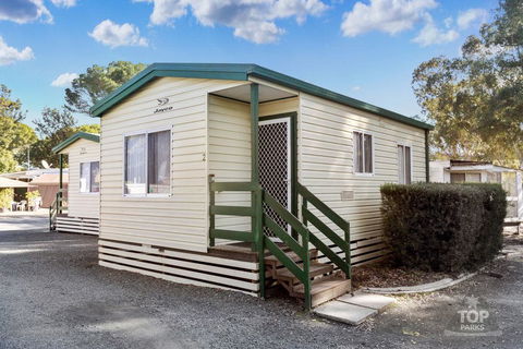 Gawler Caravan Park - NT Tourism 18