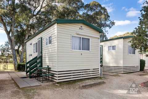 Gawler Caravan Park - NT Tourism 29