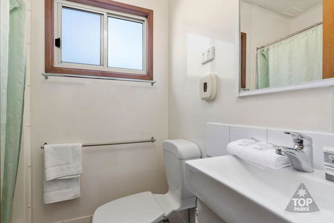 Gawler Caravan Park - NT Tourism 13