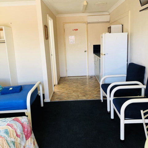 Bay Lodge - Accommodation NT 44