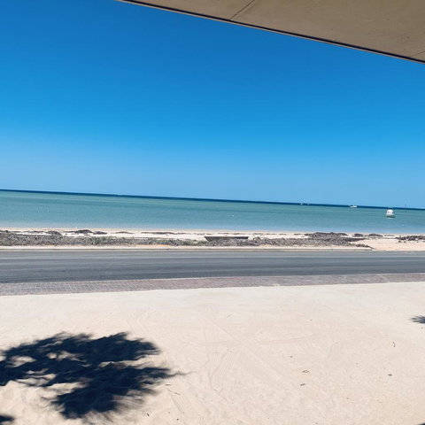 Bay Lodge - Accommodation NT 11