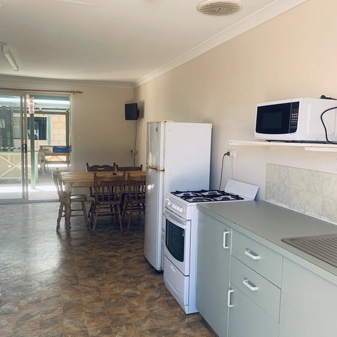 Bay Lodge - Accommodation NT 28