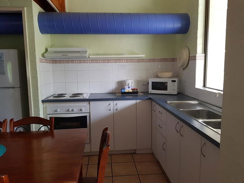 Mandurah Family Resort - Accommodation NT 7