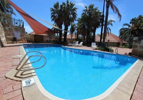 Mandurah Family Resort - Accommodation NT 25