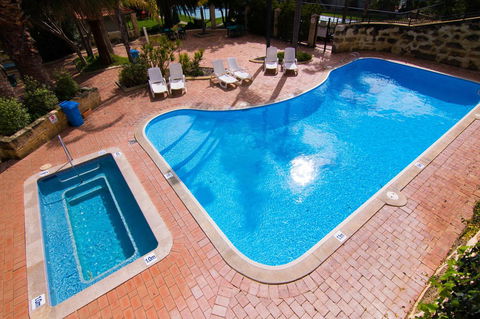 Mandurah Family Resort - Accommodation NT 24