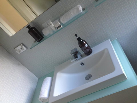 The Roozen Residence - Accommodation NT 25