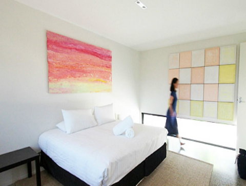 The Roozen Residence - Accommodation NT 23