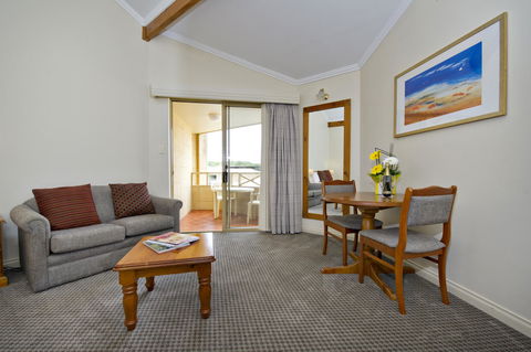 Abbey Beach Resort - NT Tourism 16