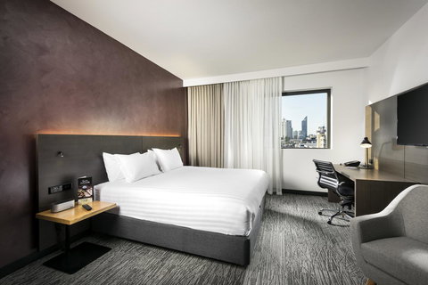 Holiday Inn West Perth, An IHG Hotel - Accommodation NT 11