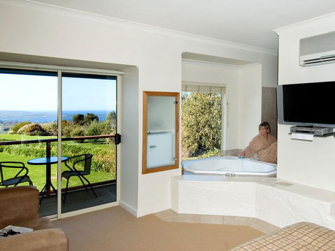 Chimes Spa Retreat - Accommodation NT 38