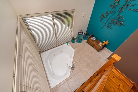Chimes Spa Retreat - Accommodation NT 11