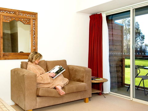 Chimes Spa Retreat - Accommodation NT 37