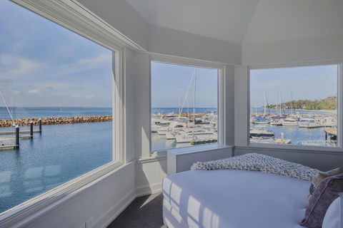 Anchorage Port Stephens - Accommodation NT 22