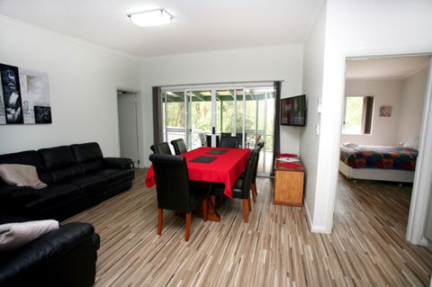 Riverview Tourist Park - Accommodation NT 28