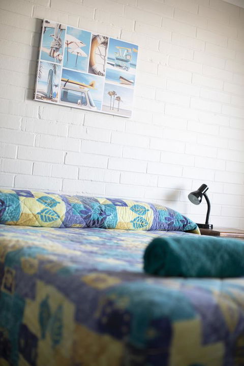 Shark Bay Seafront Apartments - Accommodation NT 40