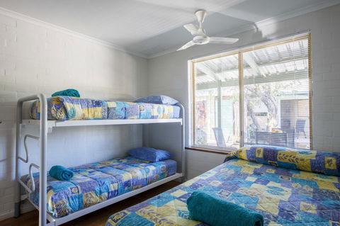 Shark Bay Seafront Apartments - Accommodation NT 28