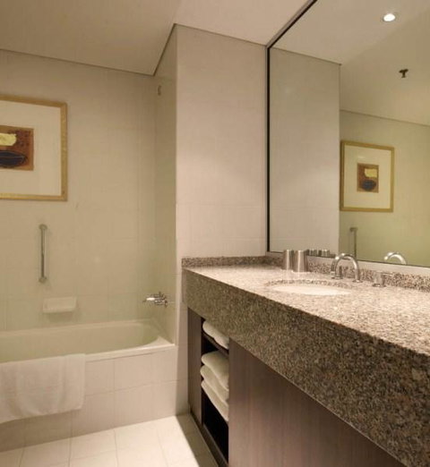 Residence On Langley Park - Accommodation NT 4