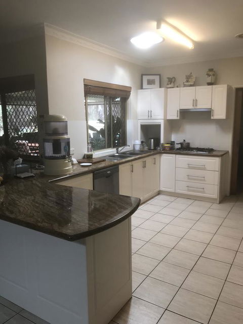 Travellers Rest Motel - NT Tourism 1