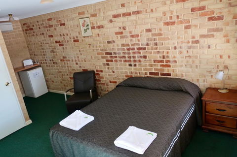 Travellers Rest Motel - NT Tourism 22