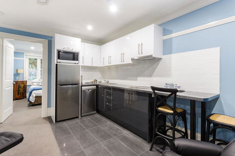 Blue Door Apartments - Accommodation NT 3