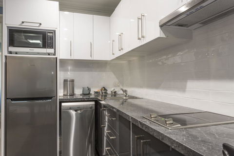 Blue Door Apartments - Accommodation NT 10