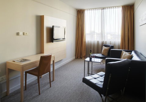 Quality Hotel Ambassador Perth - Accommodation NT 25
