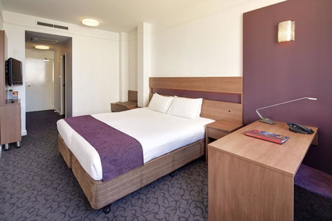 Quality Hotel Ambassador Perth - Accommodation NT 4