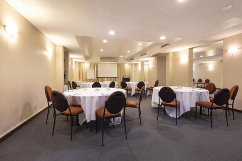 Quality Hotel Ambassador Perth - Accommodation NT 32