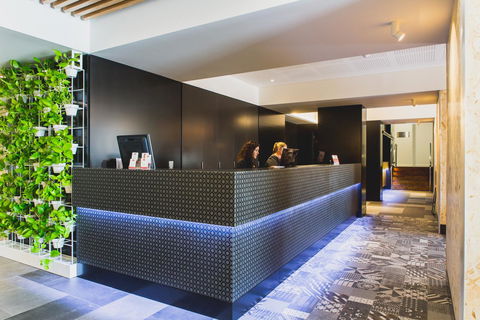 Metro Hotel Perth - NT Tourism 10