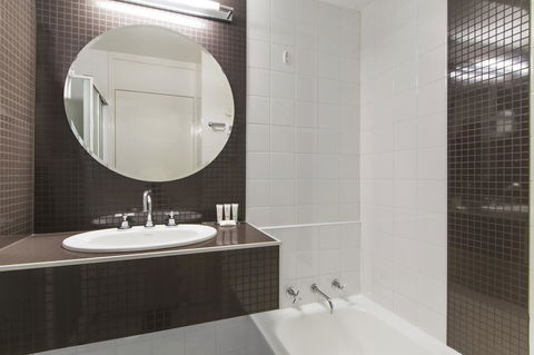 Metro Hotel Perth - NT Tourism 28