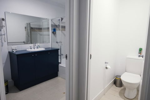 FortyTwo - Oceanside Retreat Busselton - NT Tourism 11