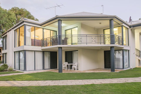 Cape View Beach Resort - Accommodation NT 23