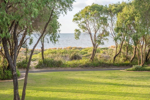 Cape View Beach Resort - Accommodation NT 13