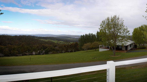 Karri Mia Chalets And Studios - Accommodation NT 9