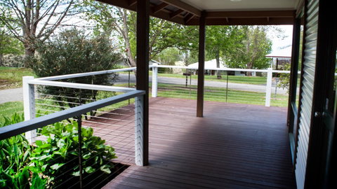 Karri Mia Chalets And Studios - Accommodation NT 32