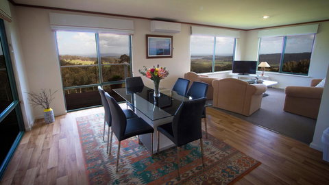 Karri Mia Chalets And Studios - Accommodation NT 27